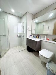 Lakeville (D22), Condominium #569750631